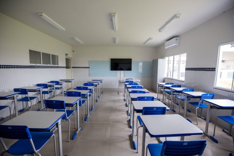 52678941436-92d04076a8-h